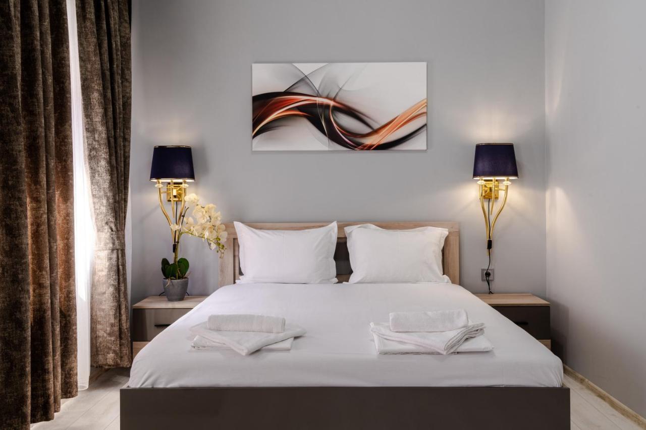 Cappo Aparthotel Veliko Tărnovo Esterno foto
