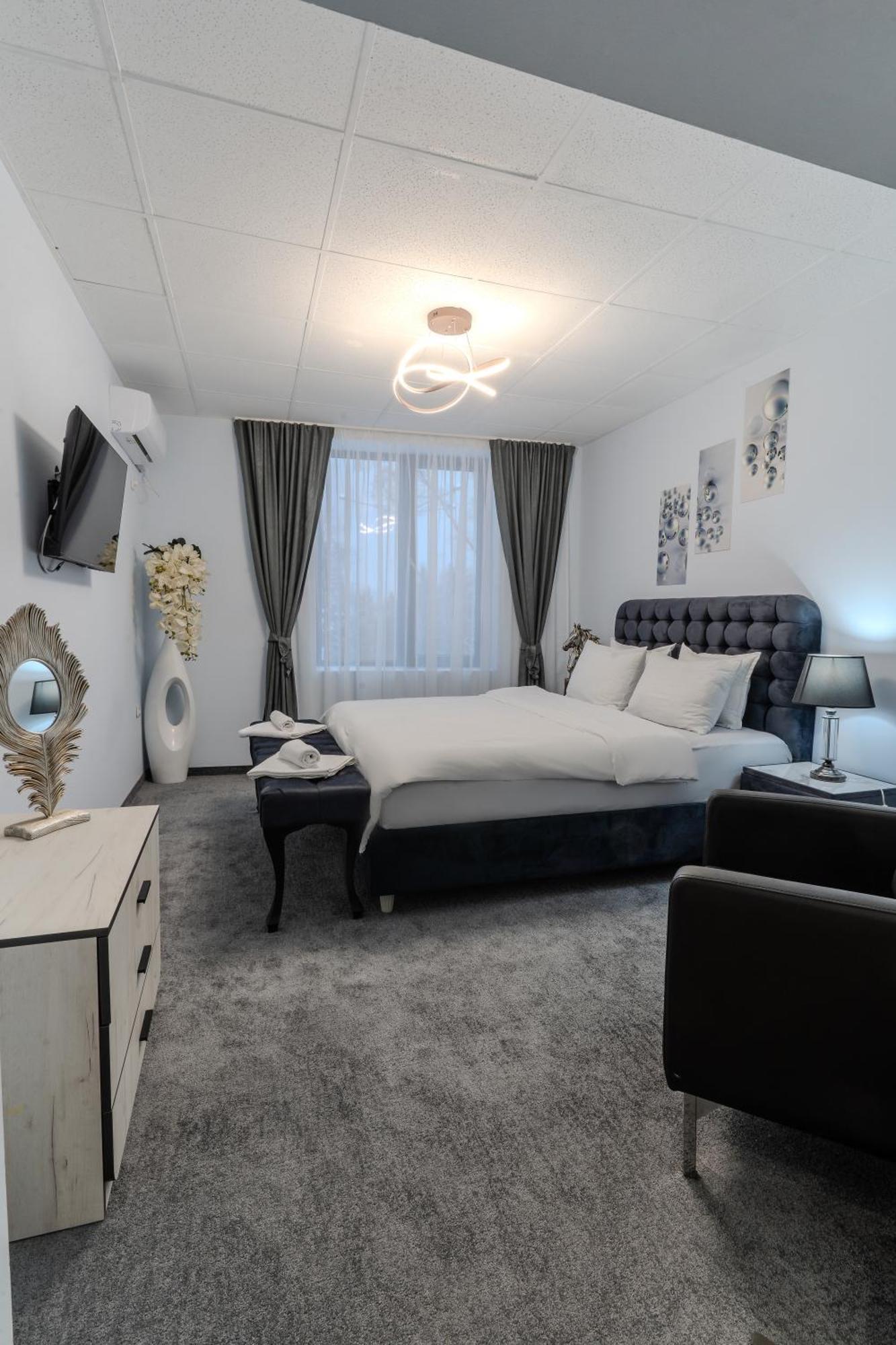 Cappo Aparthotel Veliko Tărnovo Esterno foto